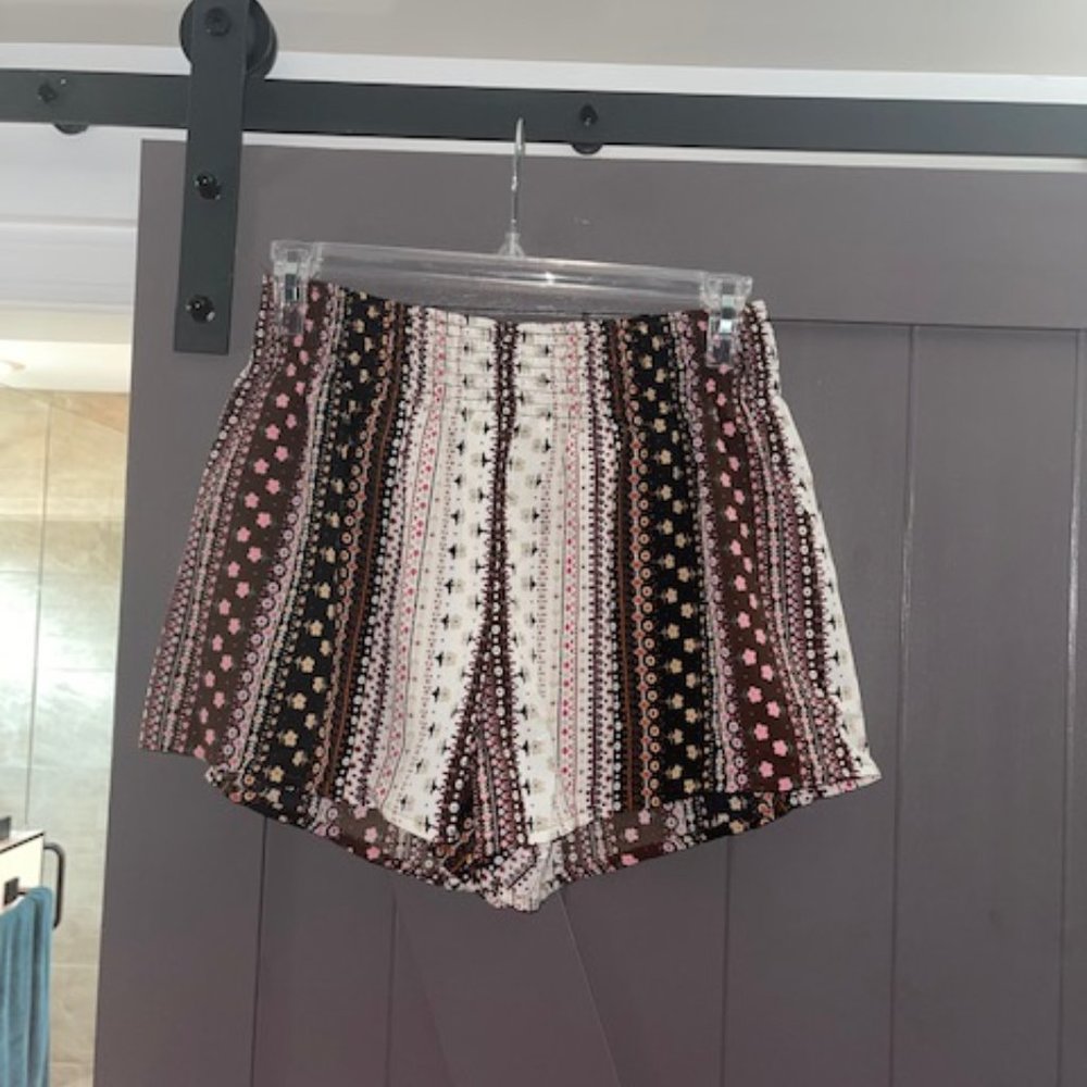 NWOT Schein Shorts